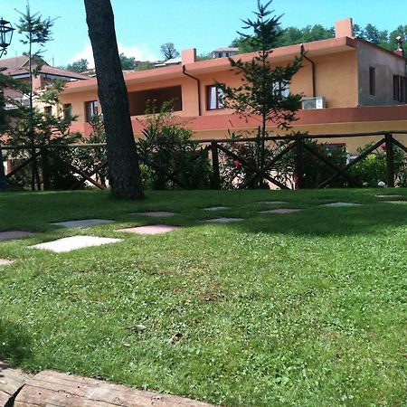 Hotel Castelmonardo Filadelfia Exterior photo