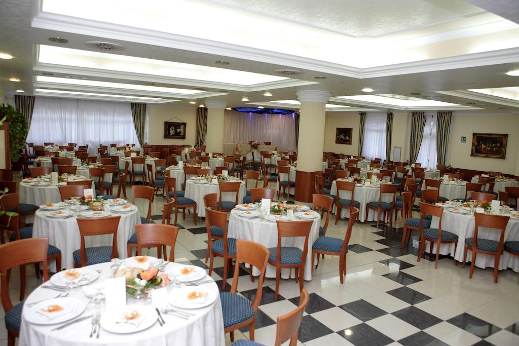 Hotel Castelmonardo Filadelfia Exterior photo